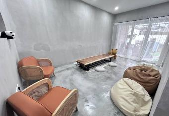 Stylish Landed Party House Kajang Semeyih Cheras has Balcony rooms