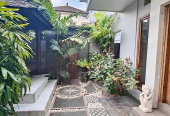 Villa Foyaver near Seminyak Kerobokan, 3 Bedrooms has Balcony rooms
