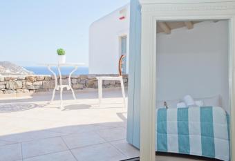 Niriides Homes & Villas allows 18 year olds to book a room
