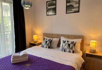 Lipatti 15 Apartments by GLAM LUXURY has Balcony rooms