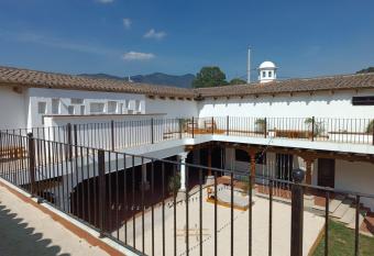 Taura allows 18 year olds to book a room