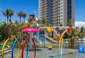 Salinas premium resort has Smoking/Balcony rooms