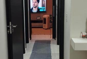 Casa para Show Rural has Balcony rooms