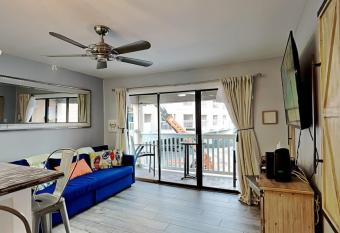 Villa Del Sol 1145 - Mermaids Hideaway has Balcony rooms