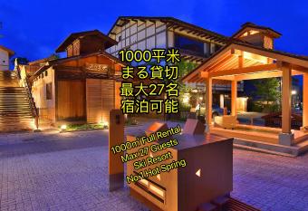                                                       5                  27                has Balcony rooms