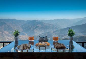 KufriVista Mountain Lodge has Balcony rooms