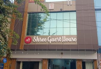 Hotel Shree Guest House has Balcony rooms
