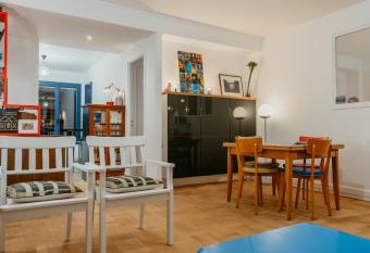 Le Square has Balcony rooms