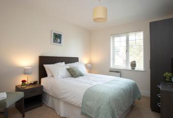 SACO Farnborough allows 18 year olds to book a room