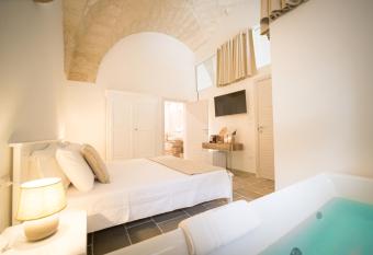 Guerrieri Suites & Spa allows 18 year olds to book a room