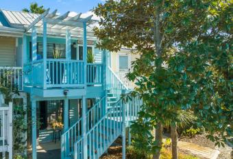 Solitude on 30A - Seacrest Beach Townhouse with Beach Access - FREE BIKES has Balcony rooms