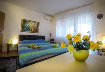 Kristal has Balcony rooms