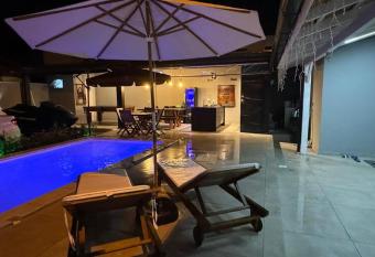 CASA DE PRAIA -Palmas Governador Celso Ramos, Sc has Balcony rooms