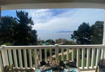 Condominio Bahia Pelicanos - Horcon allows 18 year olds to book a room