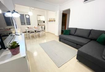 Villa Dulce has Balcony rooms