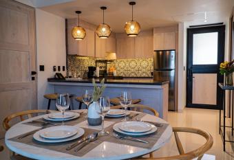 Flamboyan Hotel & Residences has Balcony rooms