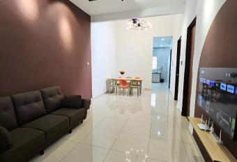 Air-home No.28 Simpang, 7pax, 2parking, Netflix has Balcony rooms
