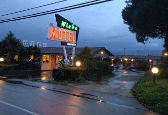 Wiebe Motel allows 18 year olds to book a room