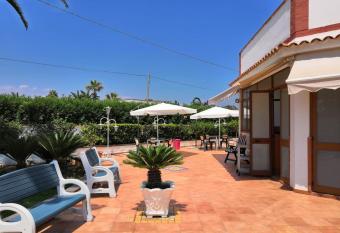 Samoa Beach allows 18 year olds to book a room