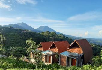 Camaradvipa Retreat Munduk has Balcony rooms