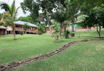 Cocoa Village Guesthouse has Balcony rooms