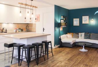 Nice spacious nest close to Paris has Balcony rooms