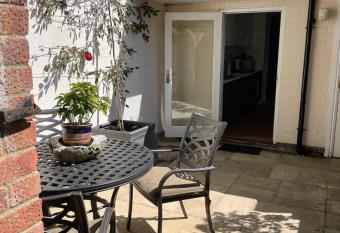 Arden on Albert has Balcony rooms