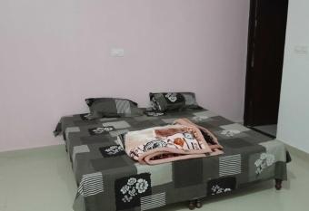 Hotel O Park Logistics allows 18 year olds to book a room