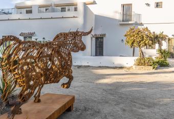 Hotel Rural Ganader  a Virgen Mar  a allows 18 year olds to book a room