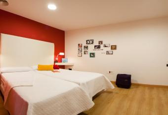 Ritual Alameda Sevilla allows 18 year olds to book a room
