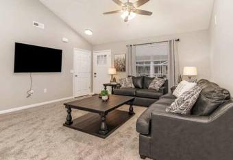 Quietly nestled home among the Nook allows 18 year olds to book a room