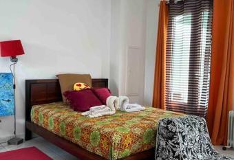 Paisible studio cosy has Balcony rooms