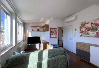 Colibri has Balcony rooms