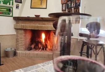 El Txoko Andaluz allows 18 year olds to book a room