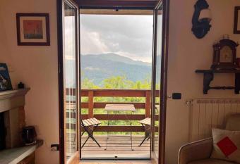 Mangia, leggi, dormi has Balcony rooms