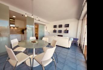 Apartment with terrace near beach 2 has Balcony rooms