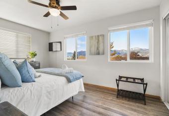 Bonfoy Guest House has Balcony rooms