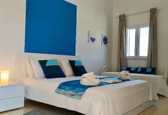 Casa Vacanze Dolce Chiara has Balcony rooms