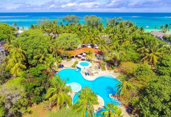 Diani Sea Resort - All Inclusive has Balcony rooms