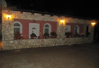 APARTMAJI GOSTILNA STAR MALN , Se  ovlje 10 has Balcony rooms