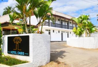 Hotel Oasis allows 18 year olds to book a room