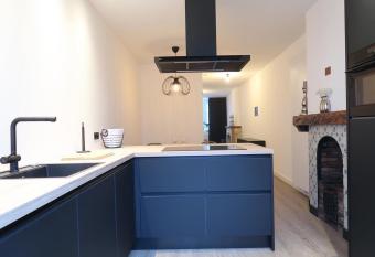 sfeervol monumentaal pand has Balcony rooms