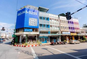 Krabi town Guesthouse allows 18 year olds to book a room
