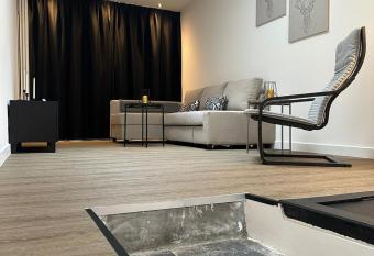 luxe pas gerenoveerd monumentaal appartement has Balcony rooms