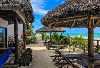 Jambiani White Sands Bungalows allows 18 year olds to book a room