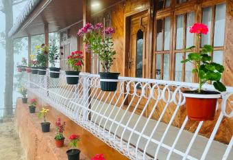 Biswarup Homestay has Balcony rooms