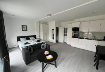 Appartement Brussels Airport 2 has Balcony rooms