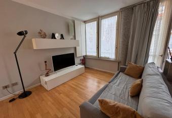 A&A Court has Balcony rooms