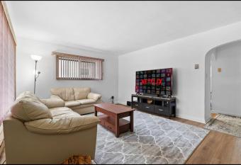 Affordable Lakeside Retreat for Groups allows 18 year olds to book a room