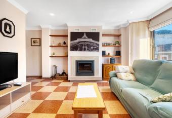 La bodegueta has Balcony rooms